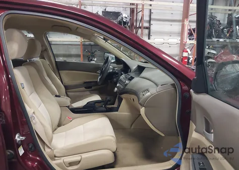 2009 Honda Accord 2.4 Lx-P from USA, damaged, VIN 1HGCP26429A070445